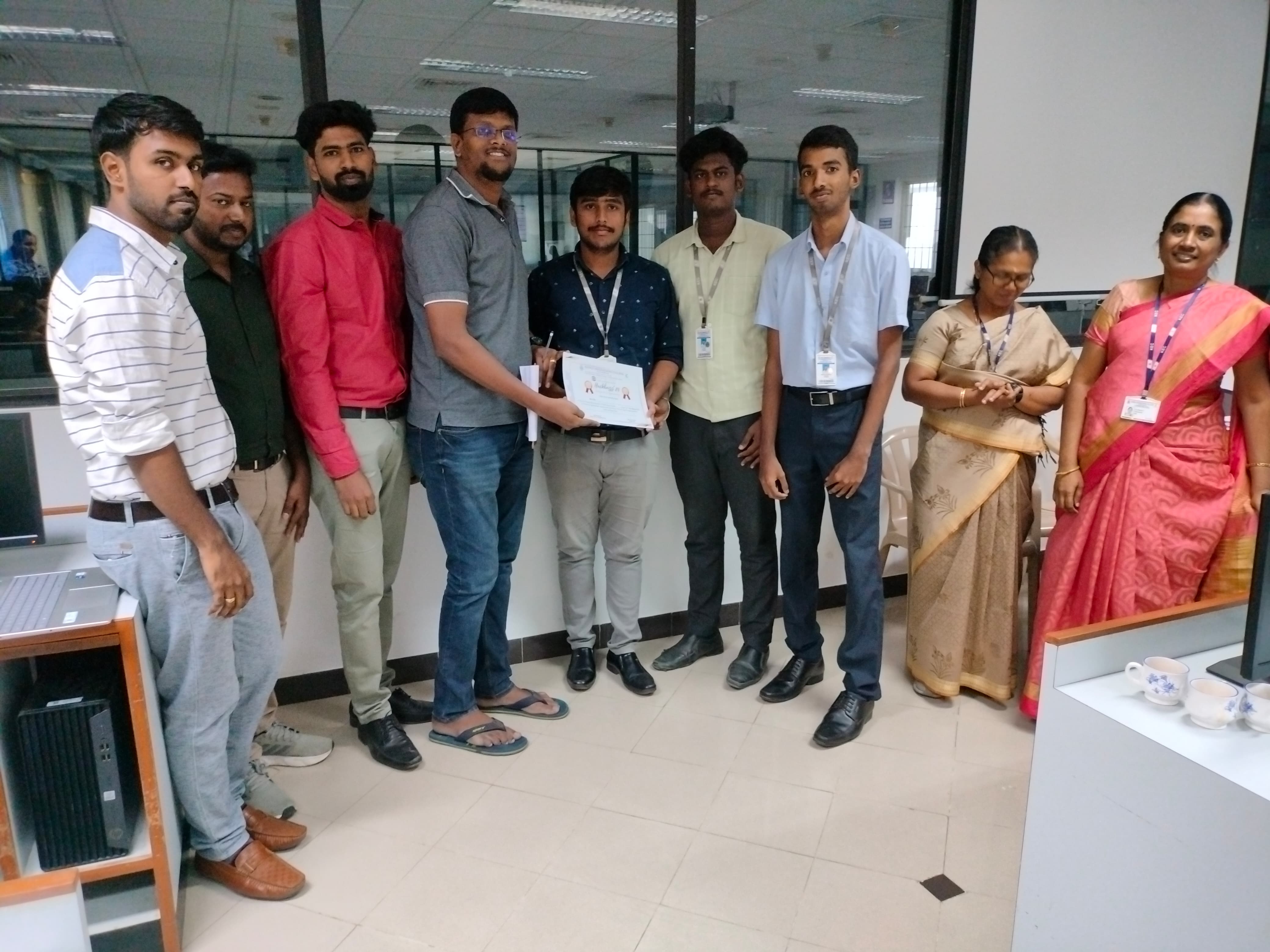 1st Place - Hackbuzz